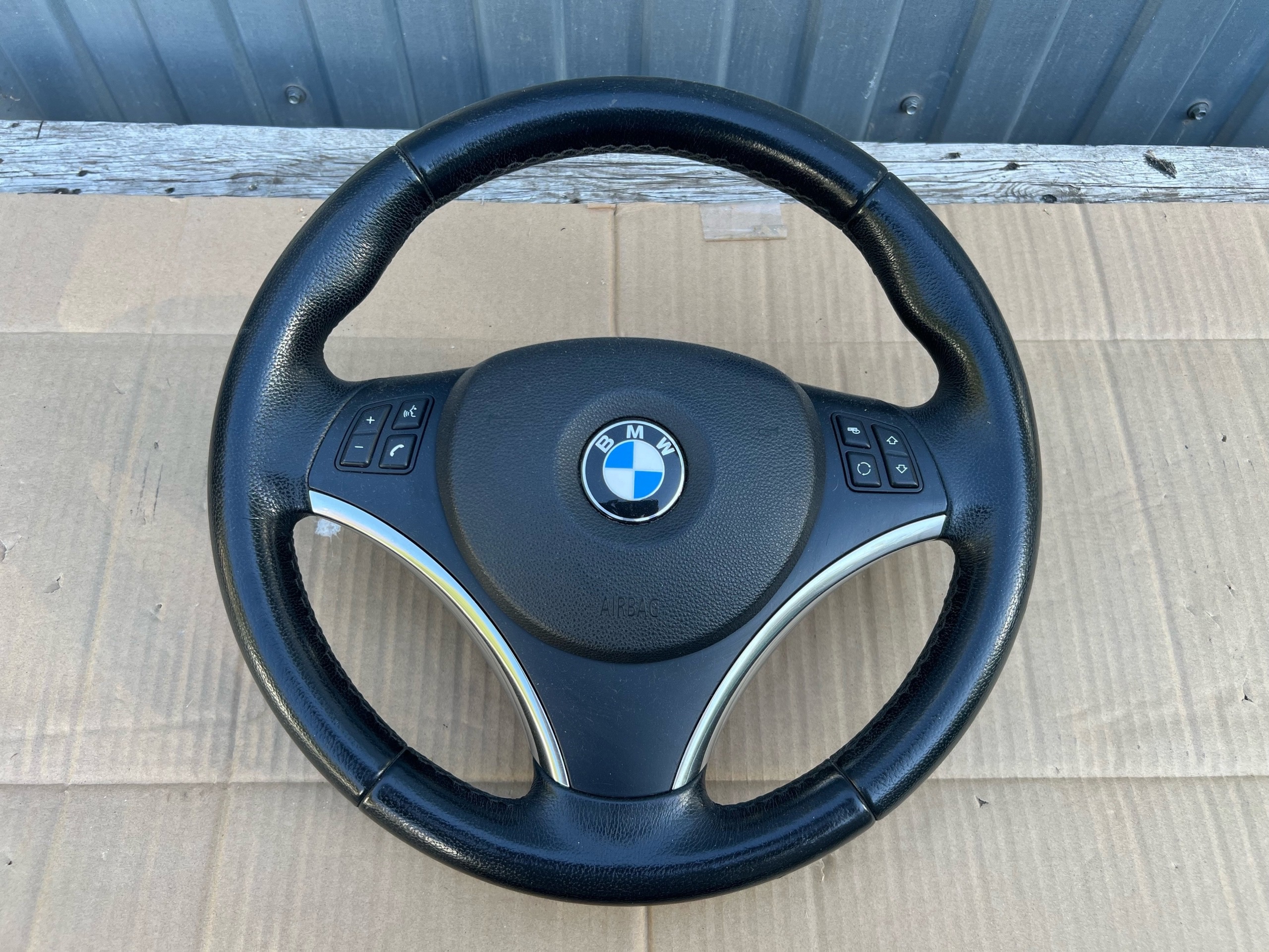 Спорт руль е90