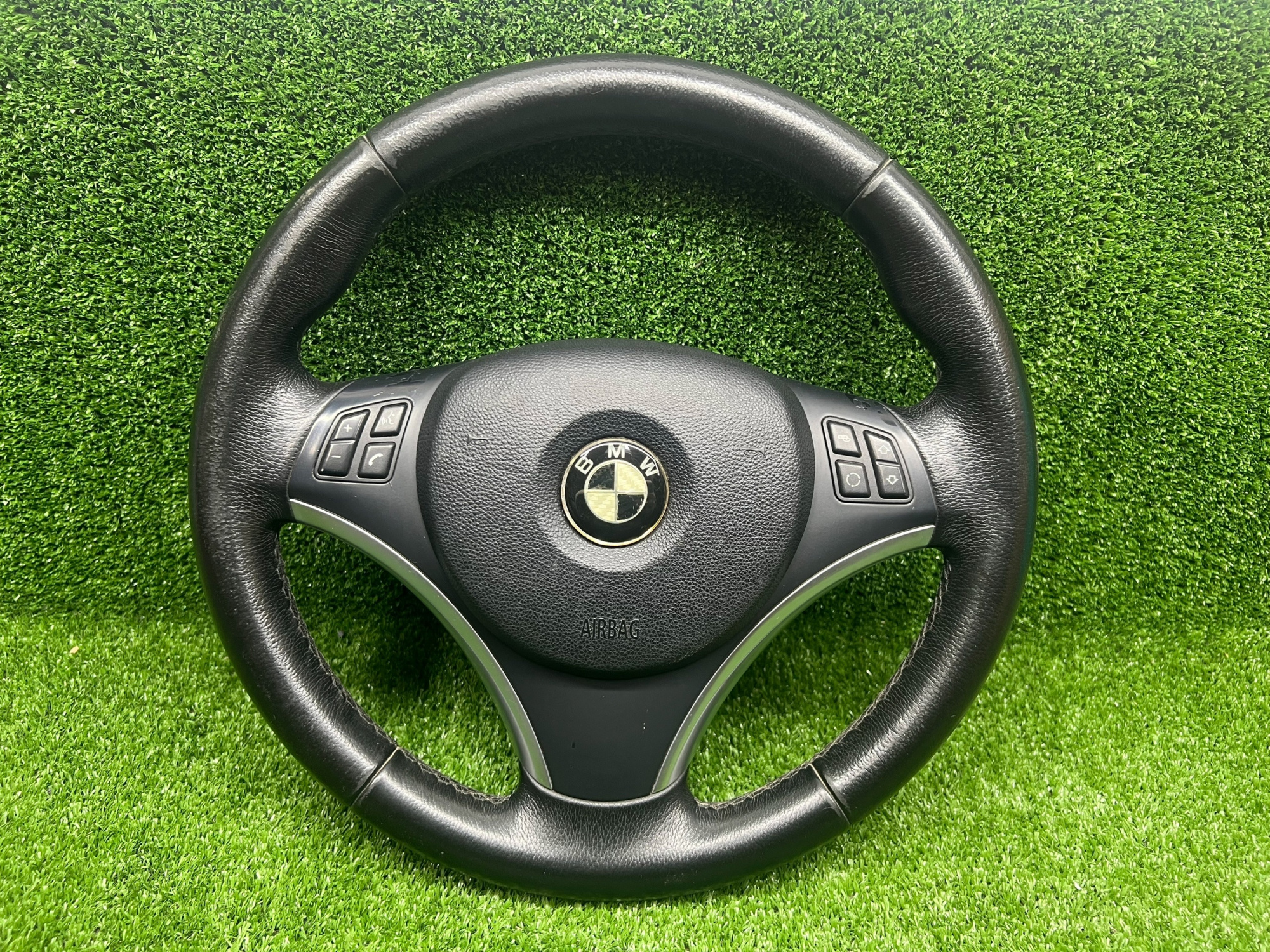 Спорт руль е90