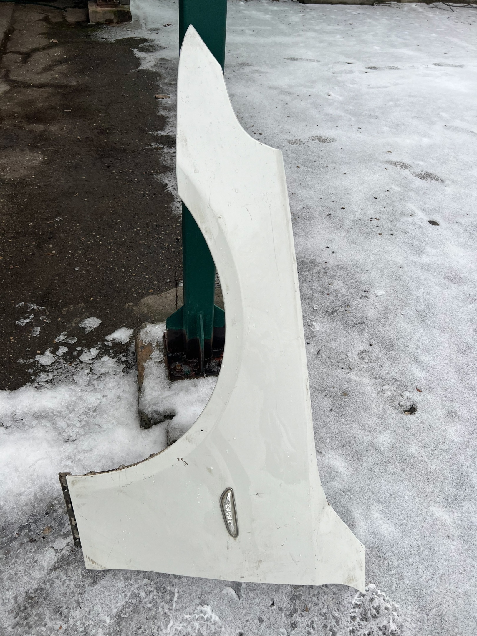 Крыло е60