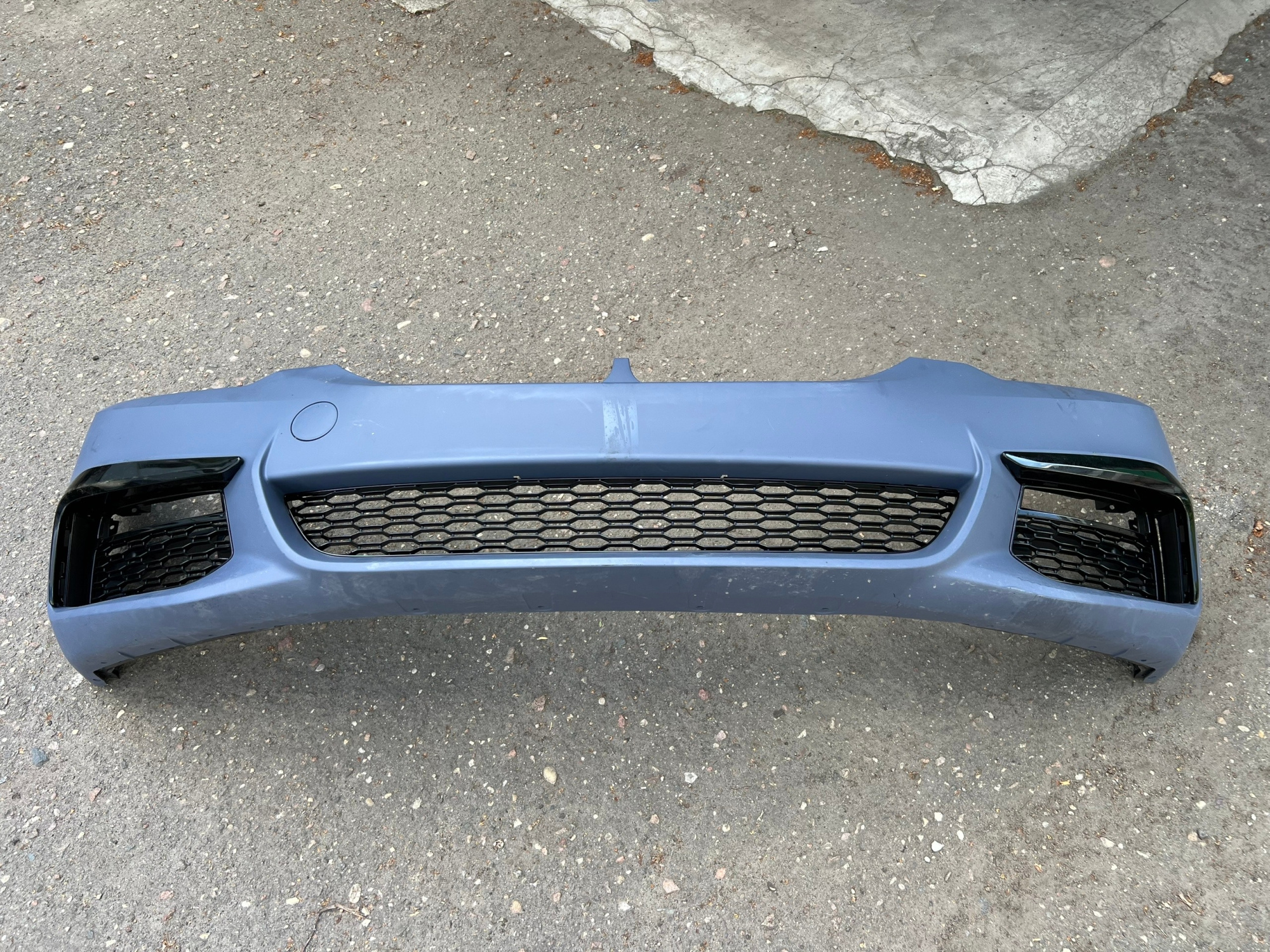М бампер G30