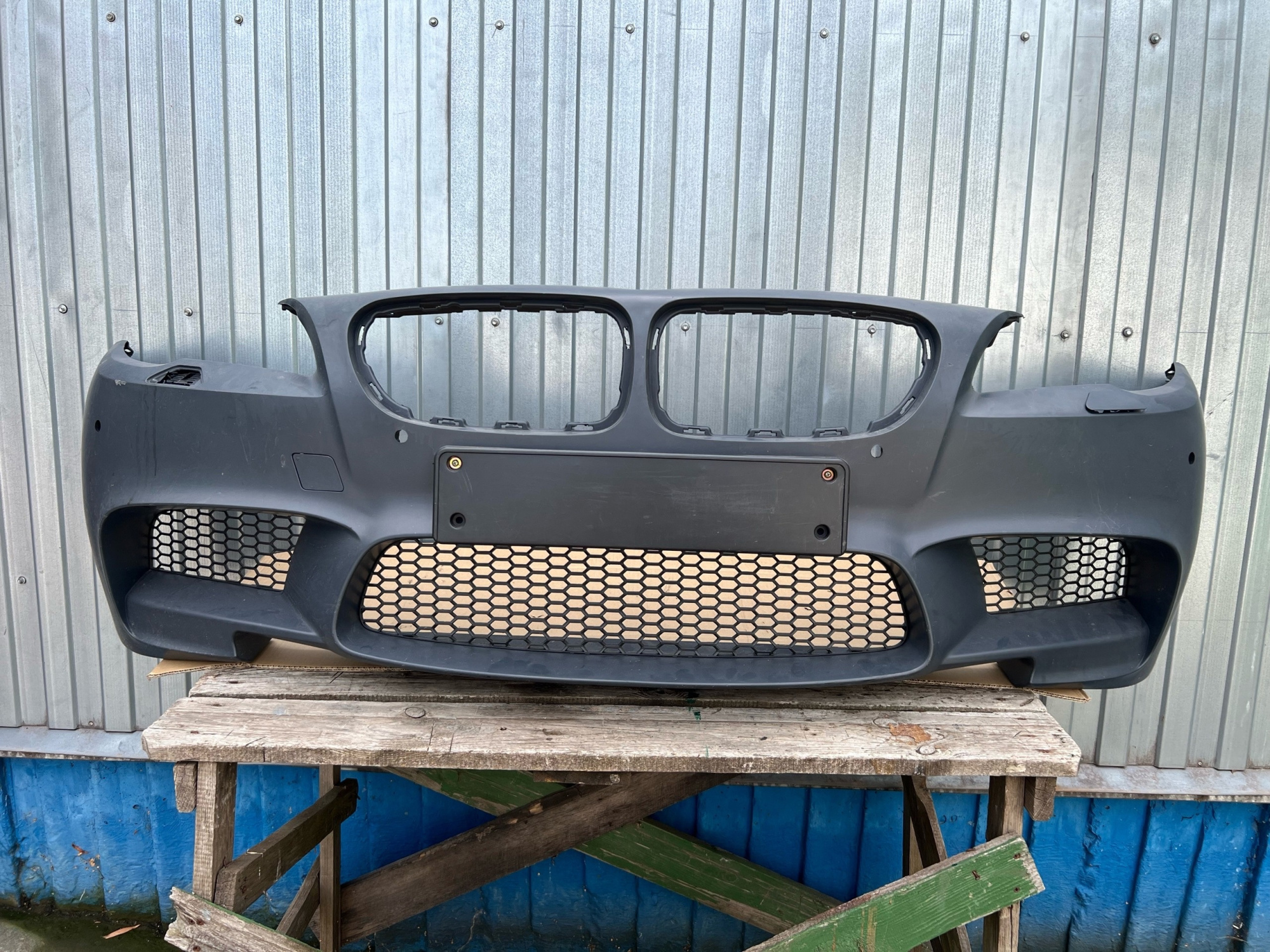 M5 F10 бампер